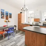 1 Burns Yard